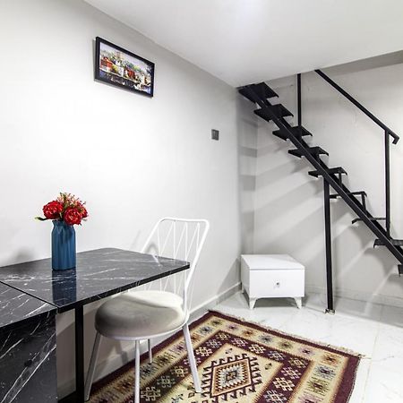 Modern Flat In The Heart Of Beyoglu Leilighet Istanbul Eksteriør bilde