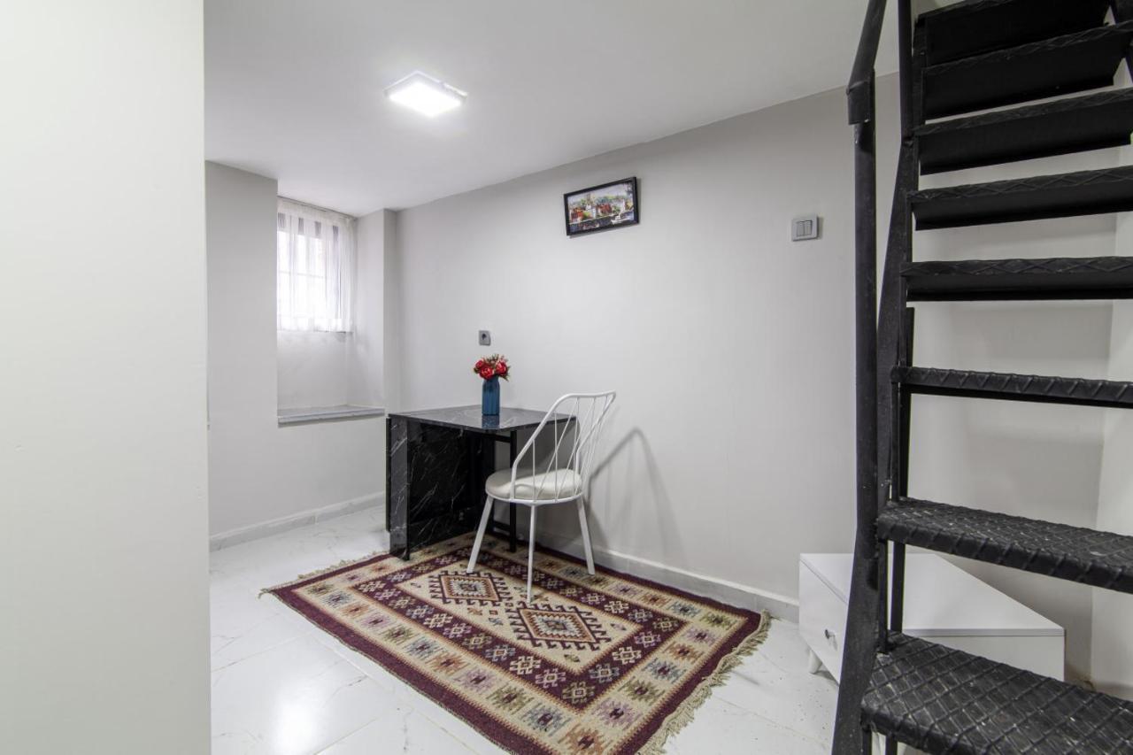 Modern Flat In The Heart Of Beyoglu Leilighet Istanbul Eksteriør bilde